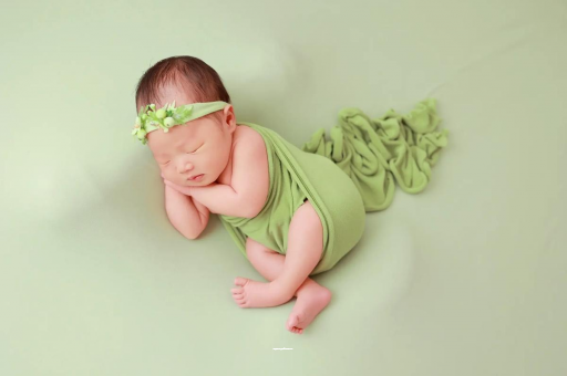 辽源八个月宝宝老是使劲